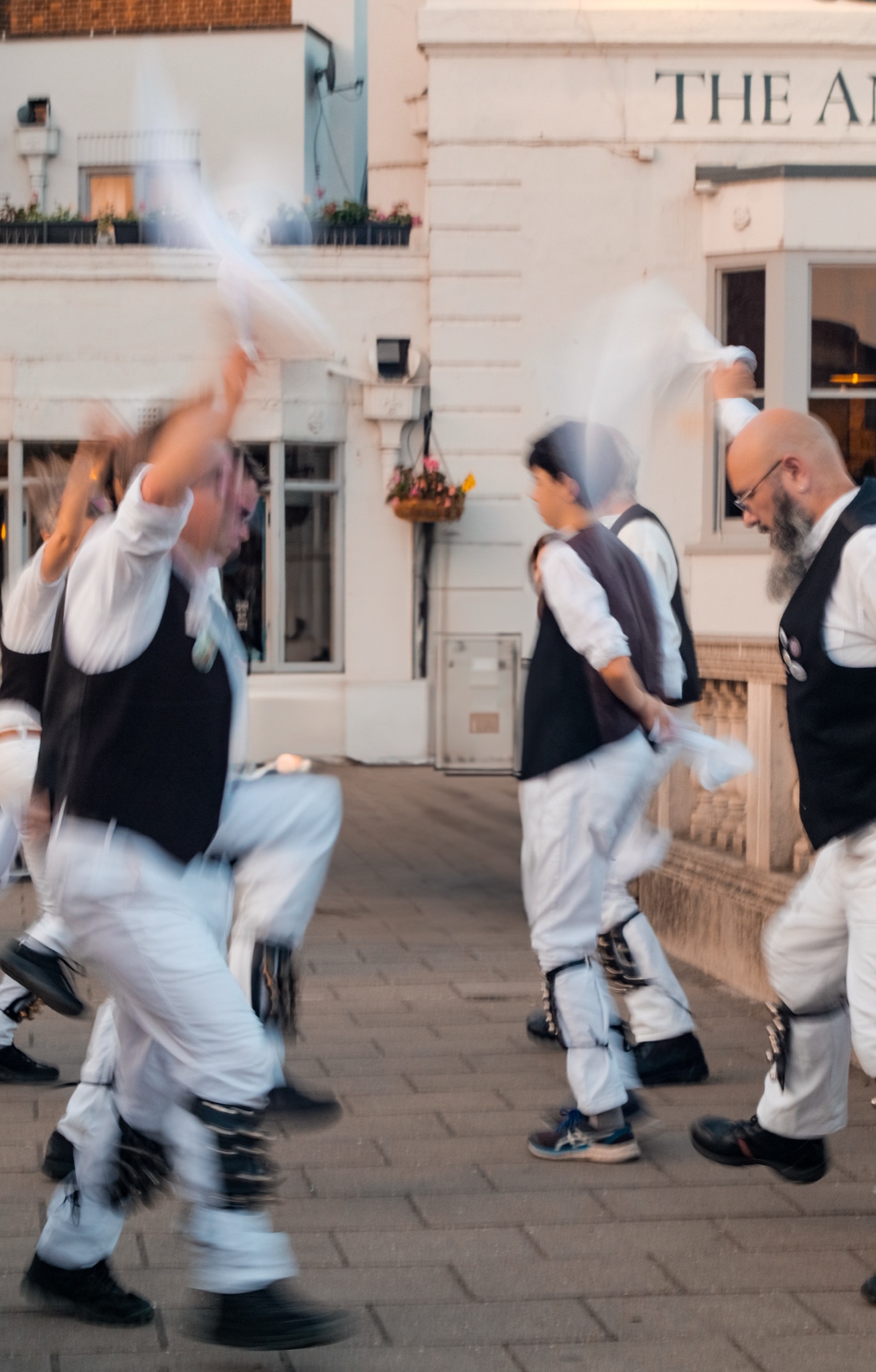 Street photograph by Andrea Rubbi — 12 Jun 2025